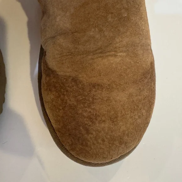 UGG tan mini fluff US 8 - Picture 3 of 9